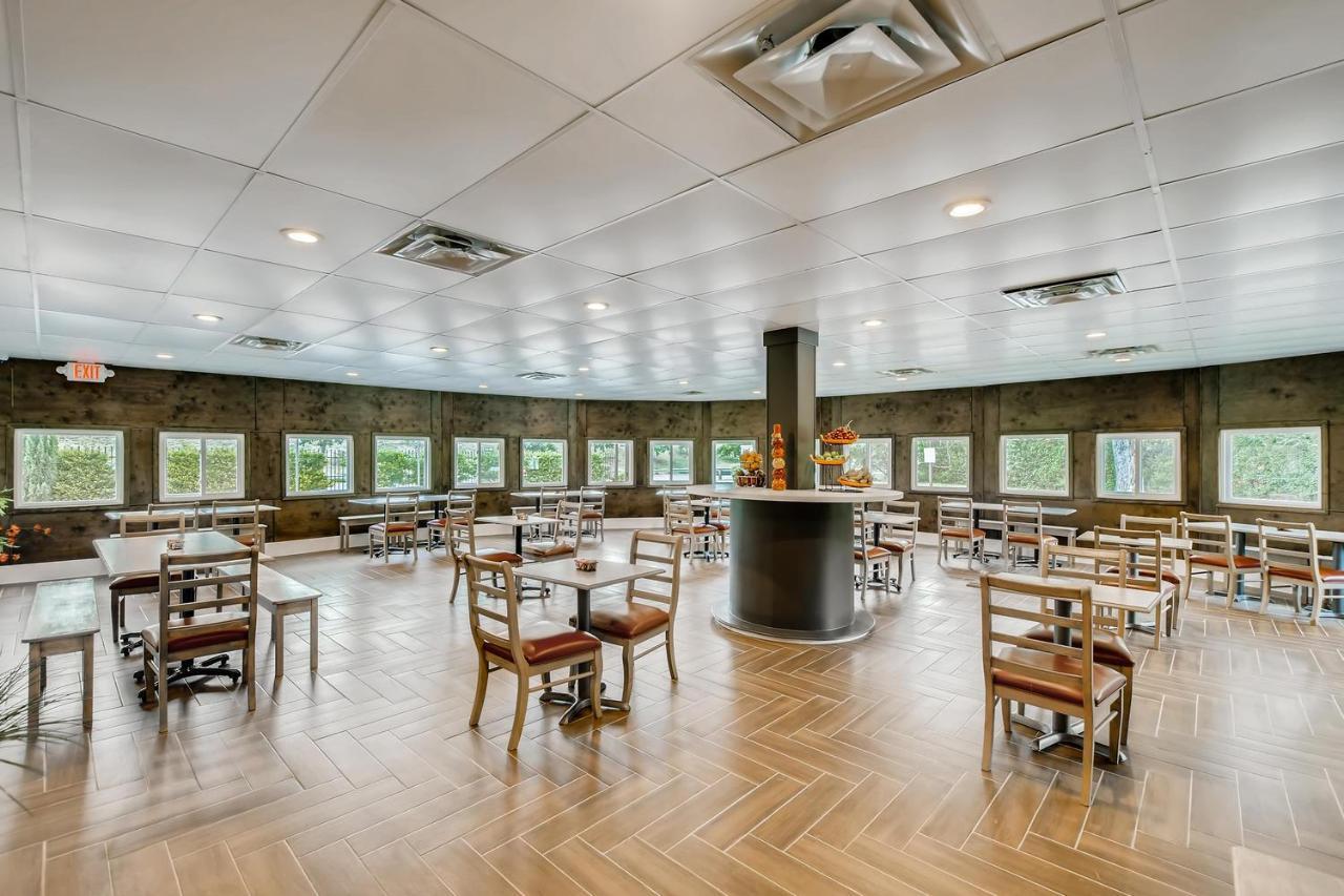 Orangewood And Midtown Hotel 2*