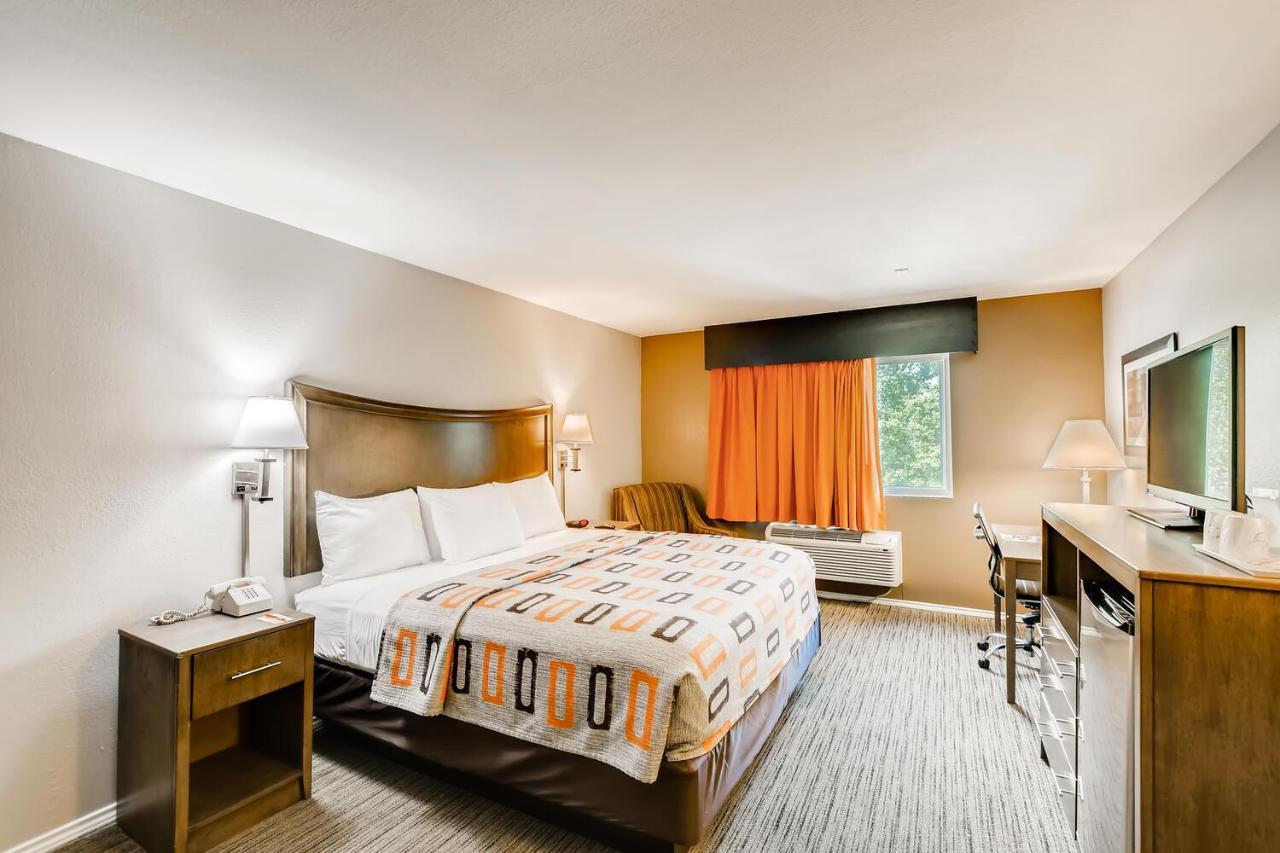 Hotel Orangewood And Midtown